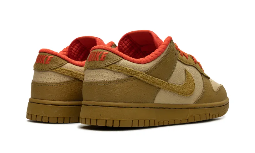 Nike Lifestyle DUNK LOW WMNS 'Bronzine Picante Red'